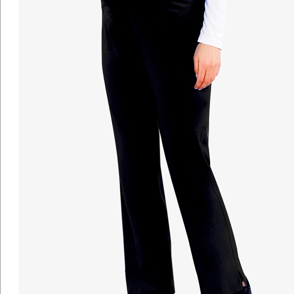 comfy black maternity scrubs